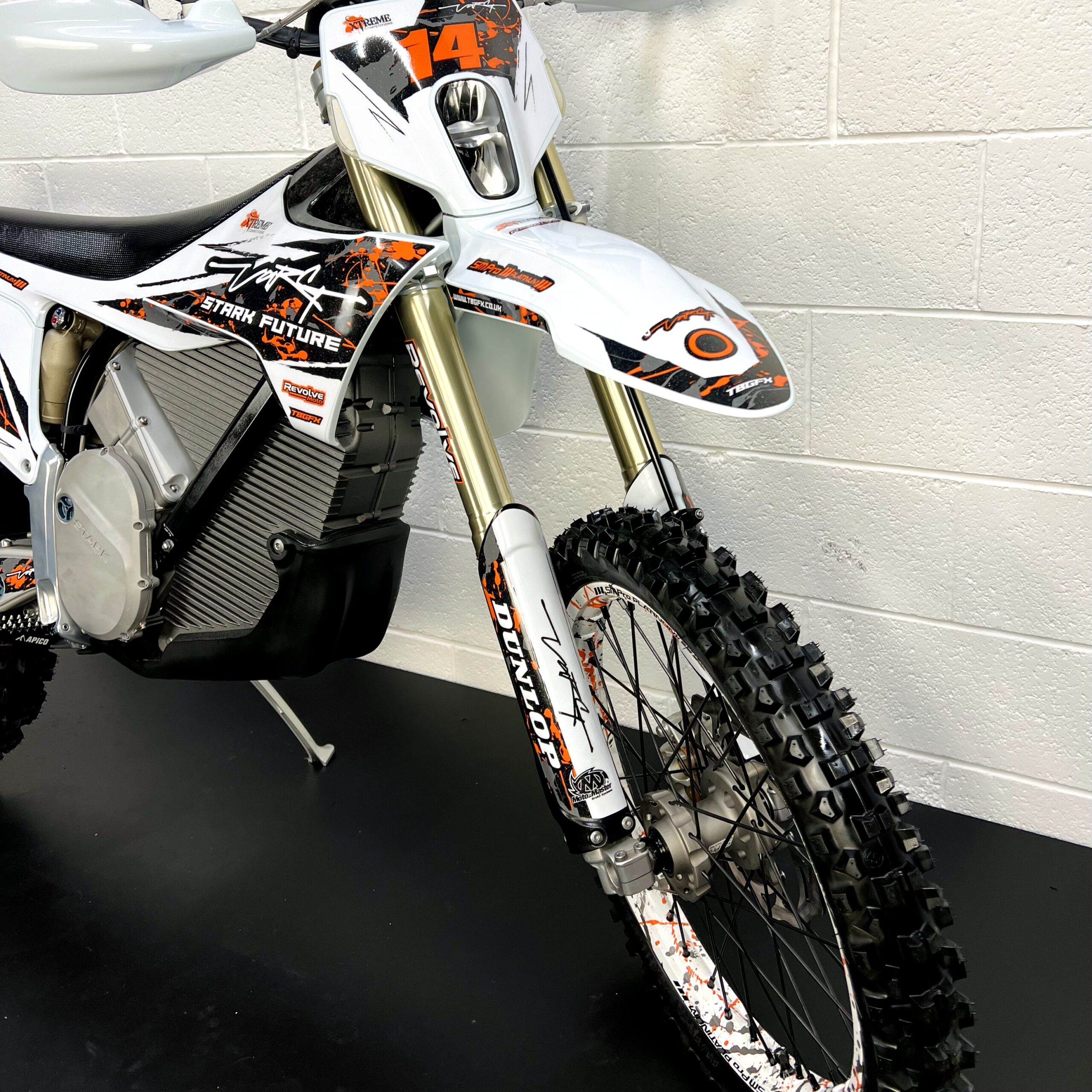 WIN THIS CUSTOM ROAD LEGAL STARK VARG EX