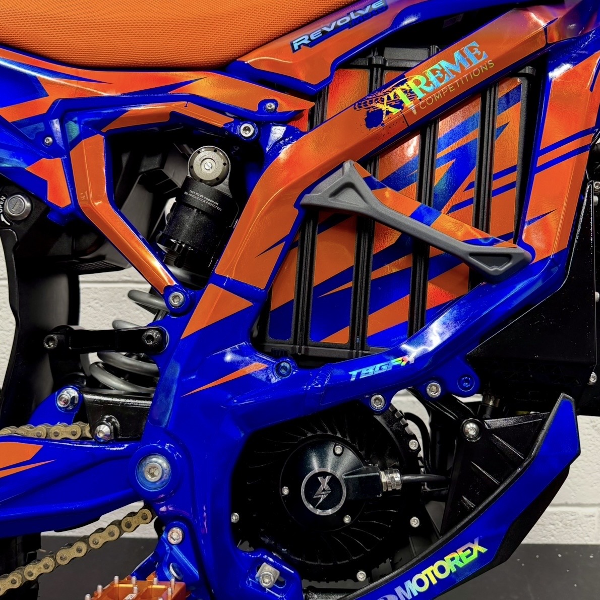 WIN THIS FULLY LOADED SURRON ULTRA BEE
