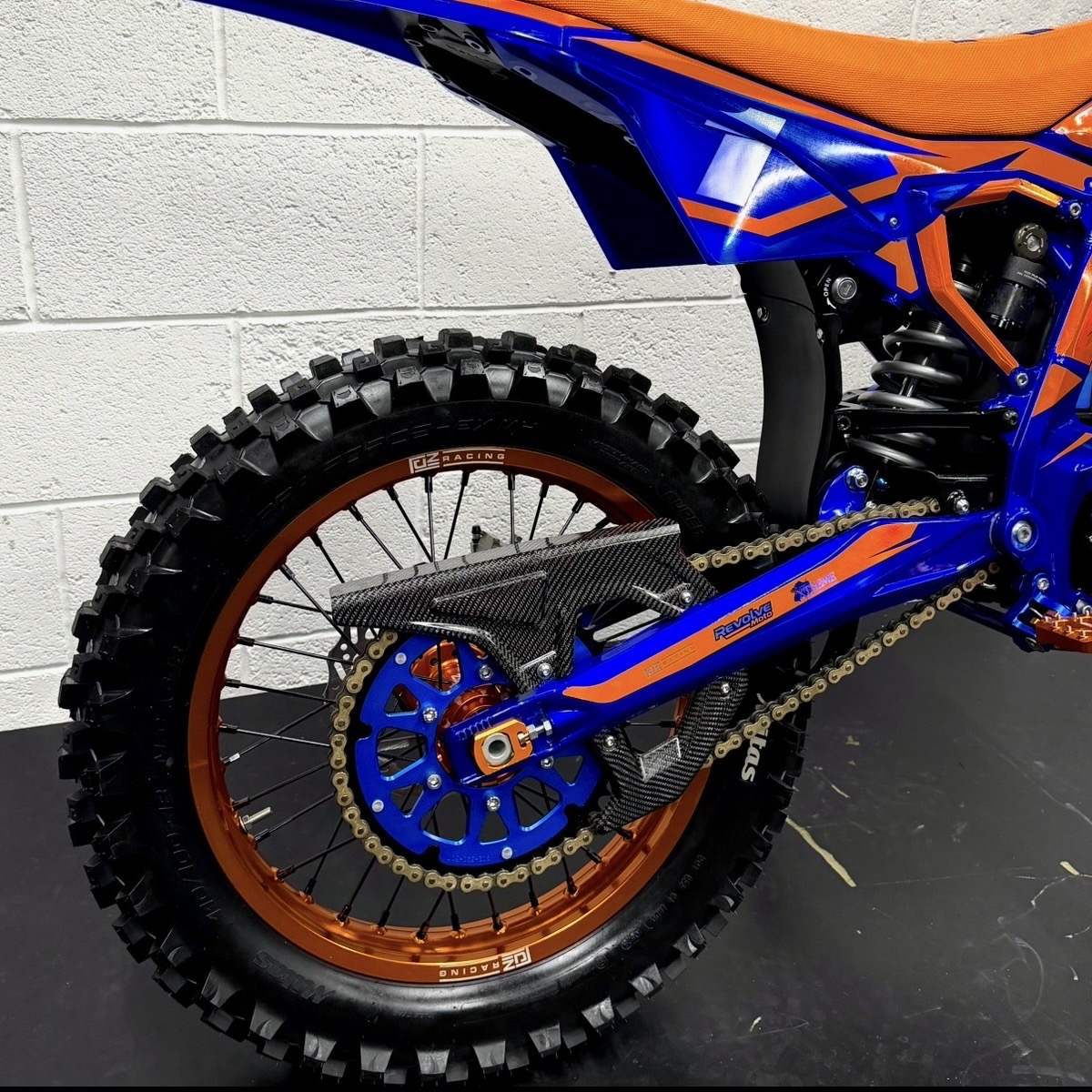 WIN THIS FULLY LOADED SURRON ULTRA BEE