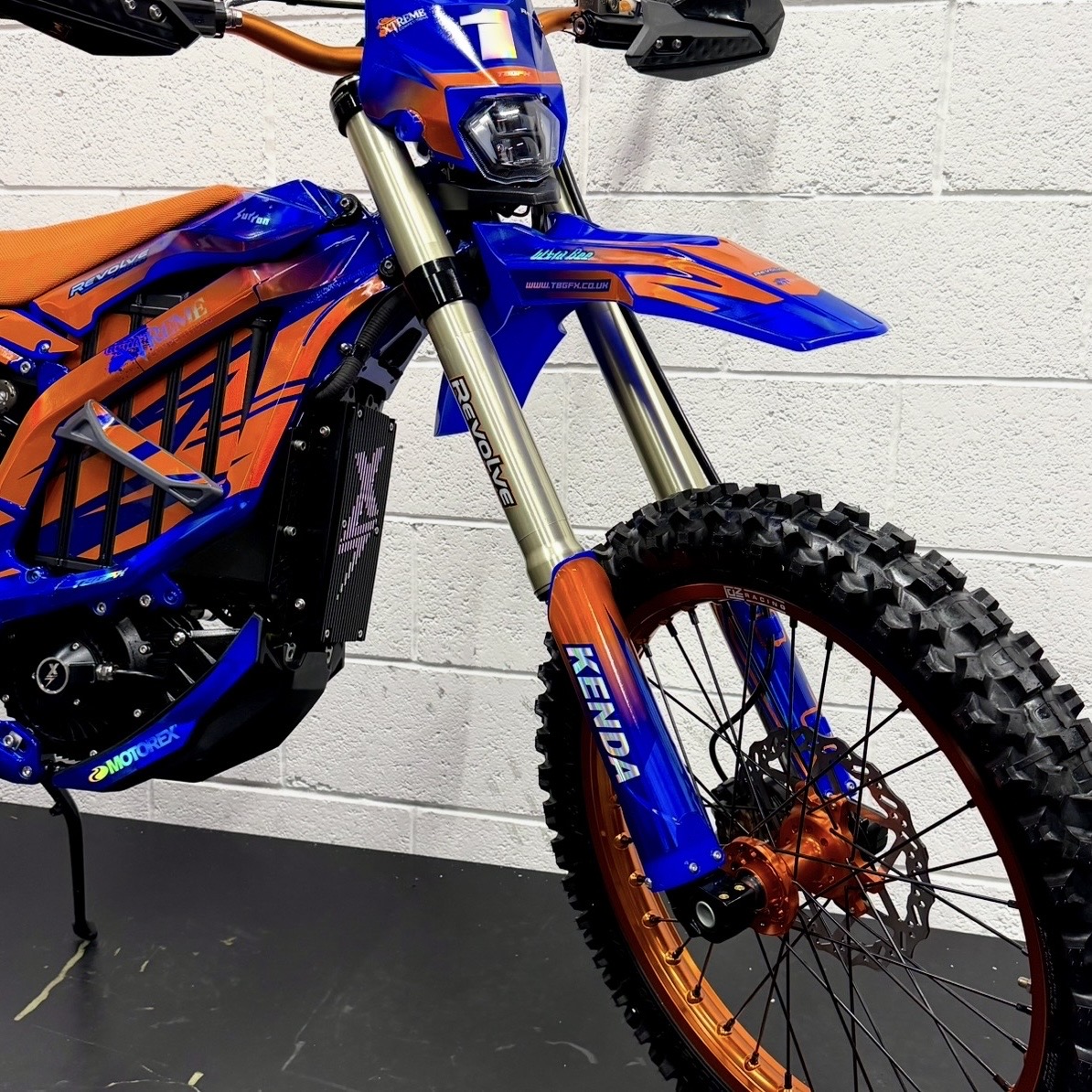 WIN THIS FULLY LOADED SURRON ULTRA BEE